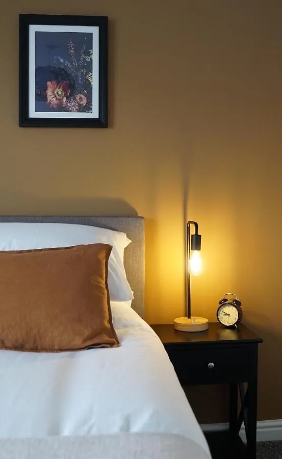 別荘 The Pavilion - Stunning, 4 Bedroom House With Free Parking ウェイクフィールド イギリス